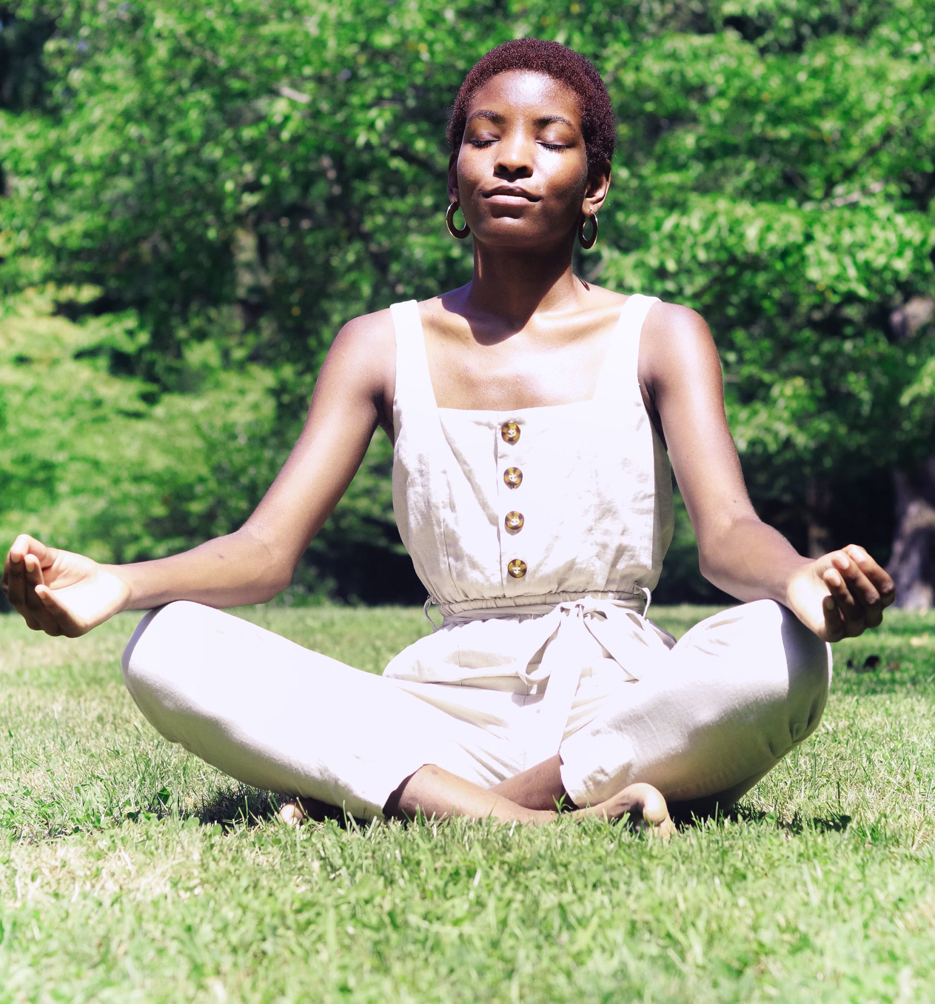 Yoga in the Courtyard | Hudson River Museum